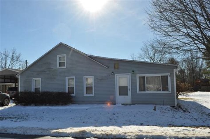 1875 Laurel Lindale Road SIBCY CLINE REALTORS&reg;