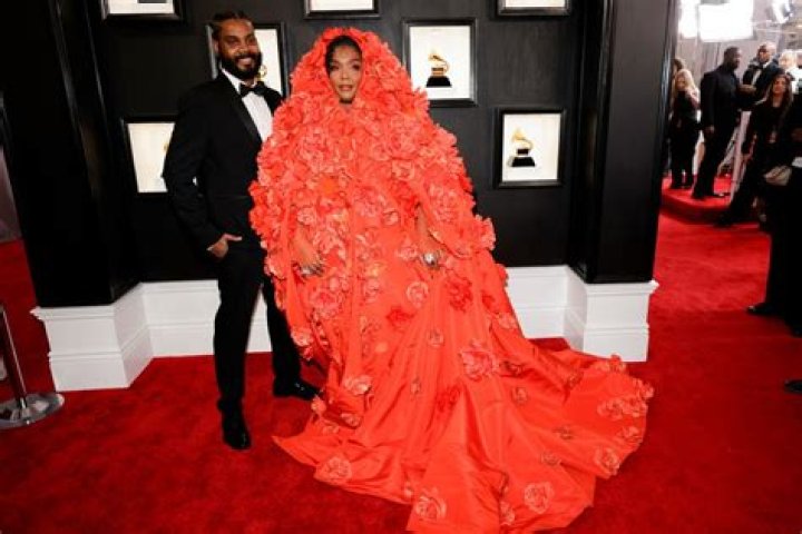 19 Celeb Couple Looks That Made Me The Grammys Are About Music