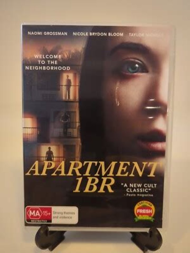 1BR Nicole Brydon Bloom, Giles Matthey, Naomi Grossman