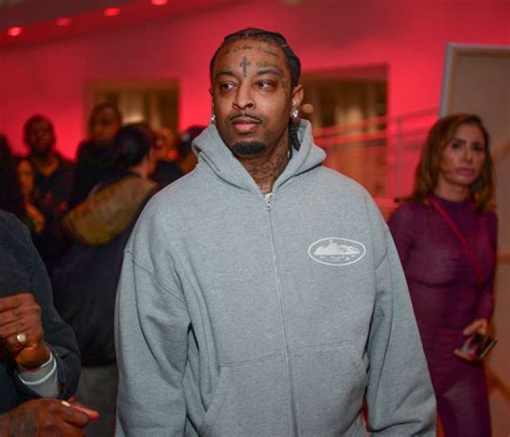 21 Savage Responds to People Trolling Over His New Veneers Complex