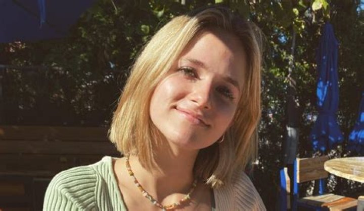 6 Facts About Audrey Clair Zahn, Steve Zahn's Daughter Memprize