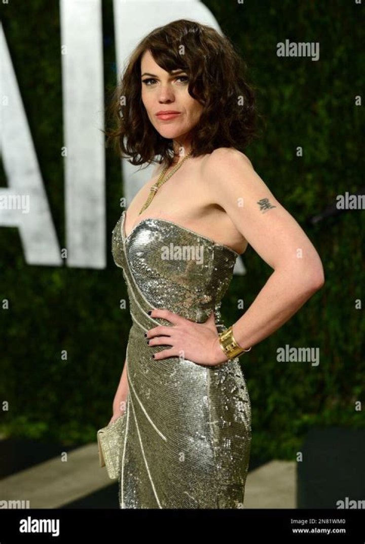 8 Sexy New Clea Duvall Bikini Pics