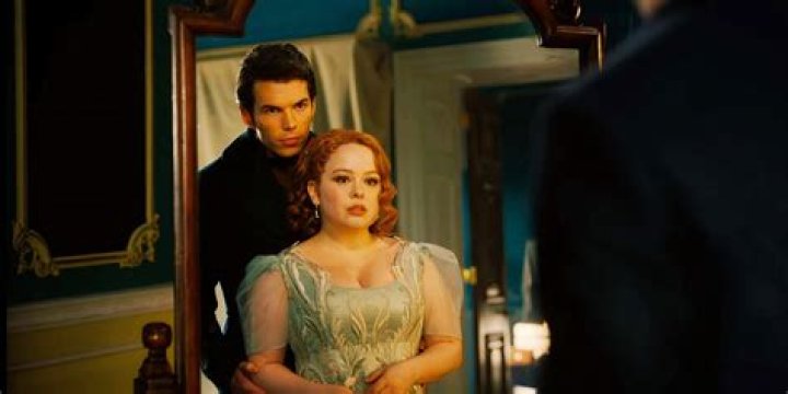A Scandalous Reflection: Bridgerton's Mirror Scene Episode