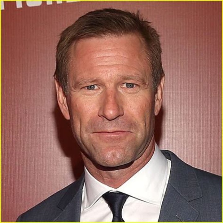 Aaron Eckhart Net Worth Plenty Of Cheddar