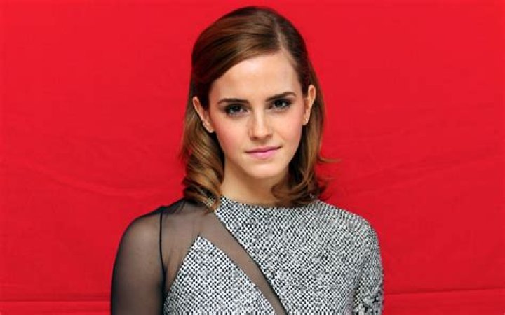 Actress, Women, Portrait, Looking At Viewer, Smiling