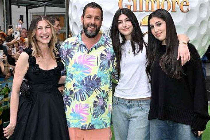 Adam Sandler Performs With Daughters During Las Vegas Show Parade