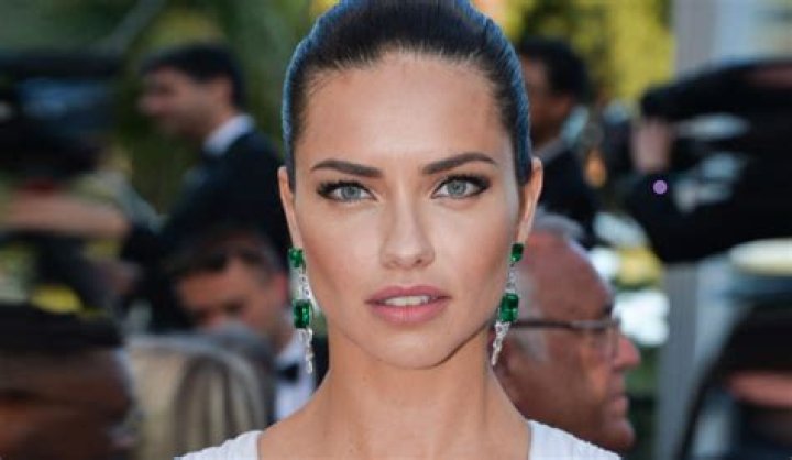 Adriana Lima Net Worth [2024 Update] Lifestyle & Career