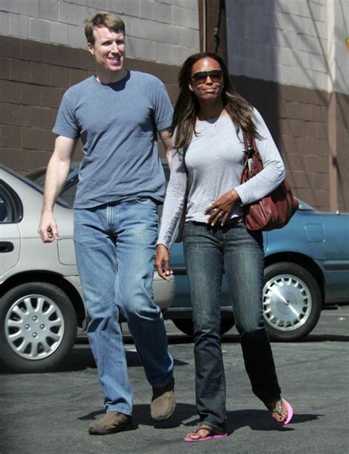 Aisha Tyler and Her Husband of 20 Years Are Divorcing Aisha tyler