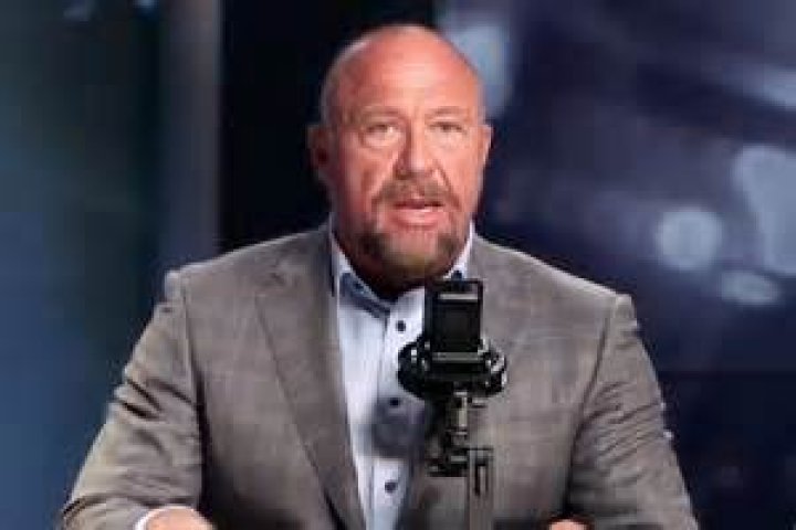 Alex Jones Krunk on the JRE Podcast [REMIX] &mdash; anons Canada