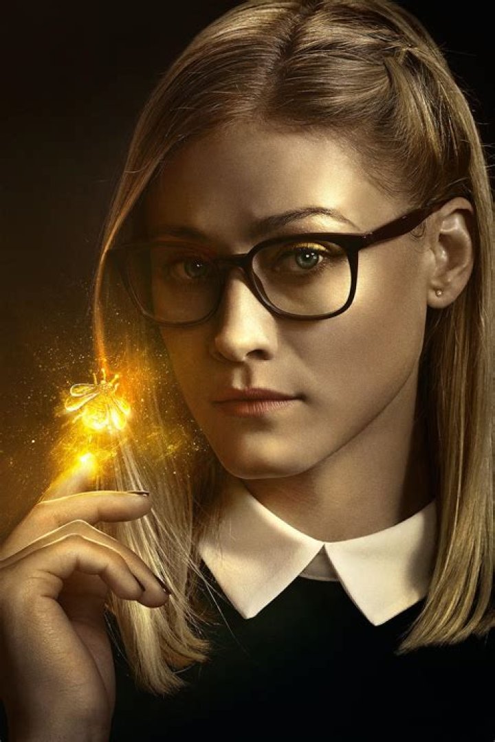 Alice Quinn The Magicians Wallpaper (39862505) Fanpop