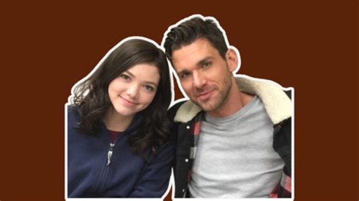 Alisha Newton Husband Is Married To Reas Schmaling?