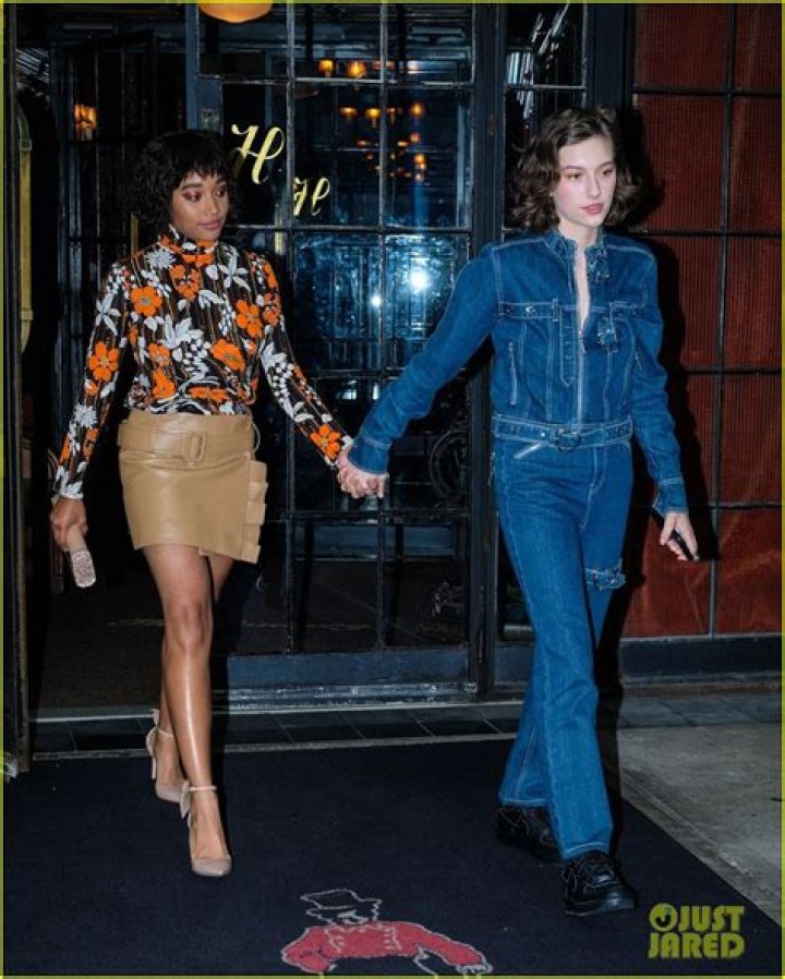 Amandla Stenberg, Girlfriend King Princess Couple Up at VMAs 2018 Us