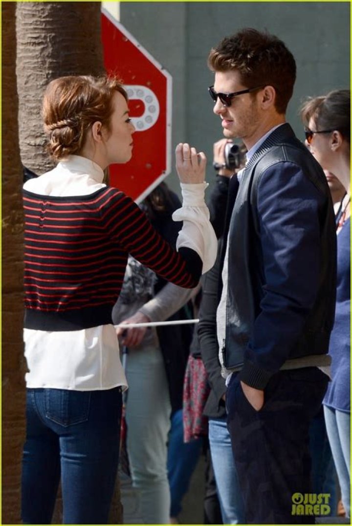 Andrew Garfield Holds Hands with New Girlfriend Kate Tomas Photo
