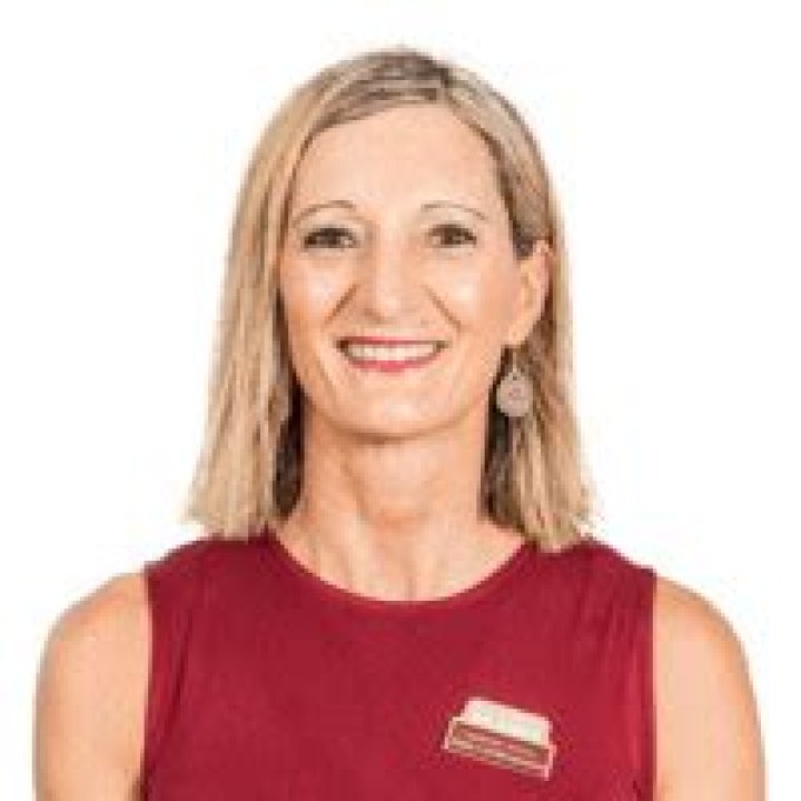 Anna Lambropoulos Senior Buyer Botle Buhle Brands LinkedIn