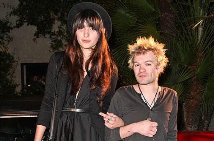 Ariana Cooper Is Deryck Whibley's Wife the Love of His Life News and