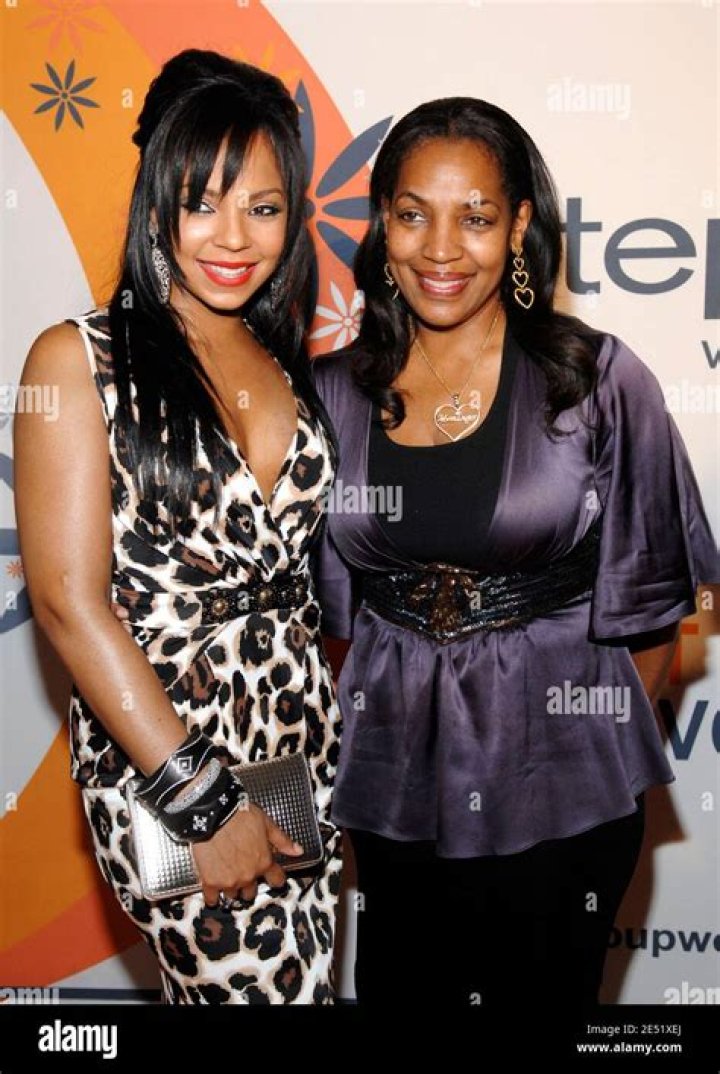 Ashanti and her mom Tina Douglas Sandra Rose