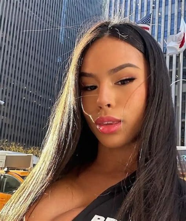Autumn Falls Bio, Husband, Wiki, Age, Boyfriend, Biography, Wikipedia