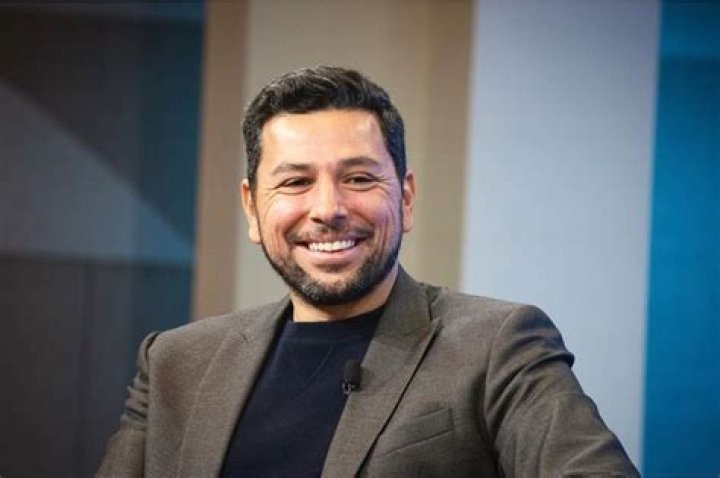 Ayman Mohyeldin Is Our Newsman Of The Year GQ Middle East