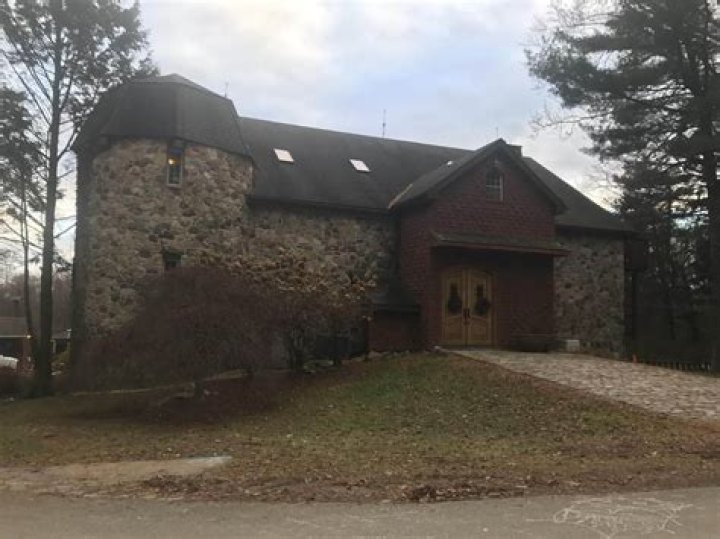 Bam Margera House Castle Bam Urban Splatter