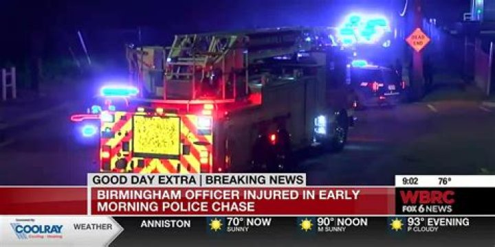 Birmingham police officer injured in singlecar crash