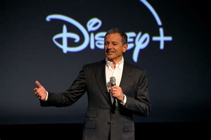 BOB IGER, CEO OF DISNEY MEETS THE UK BLOGGERS