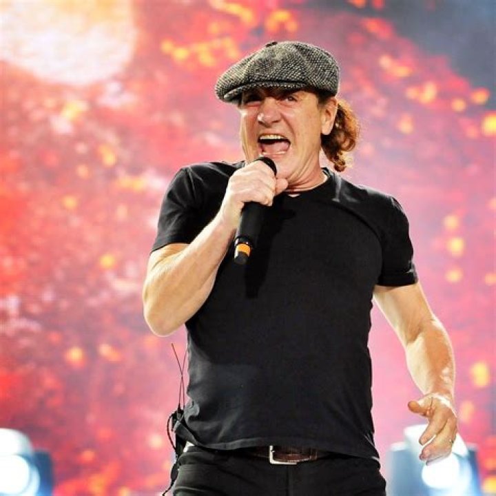 Brian Johnson's height, weight. Life of Hard rock and racing