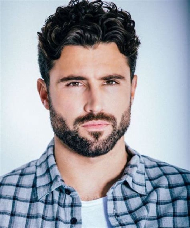 Brody Jenner Health, Fitness, Height, Weight, Chest, Biceps and Waist