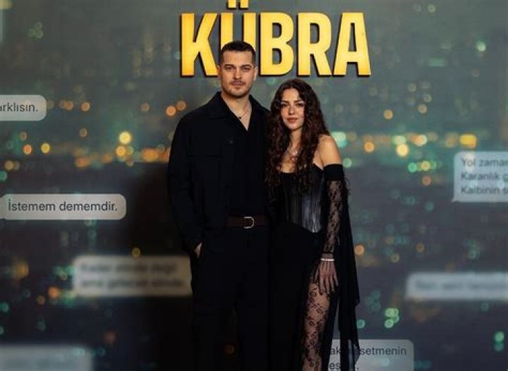 &Ccedil;ağatay Ulusoy and Duygu Sarışın End Their ThreeYear Romance Al Bawaba