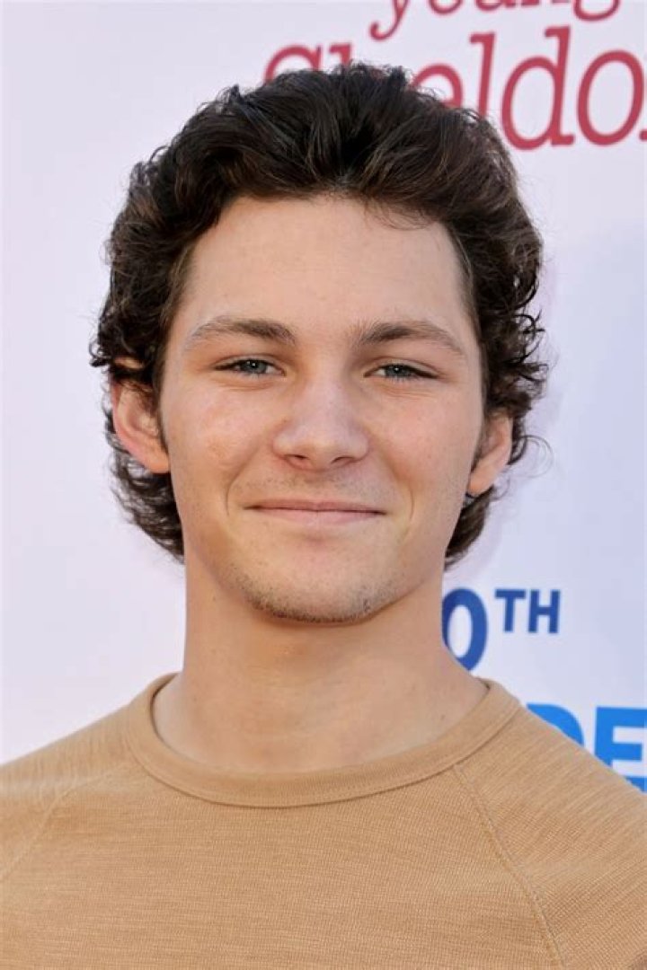 Celebrities Montana Jordan, List best free movies Young Sheldon
