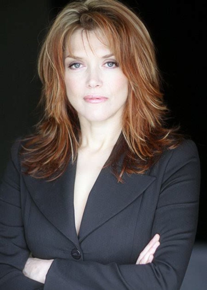 Celebrity Photo Bazer Lynda Boyd
