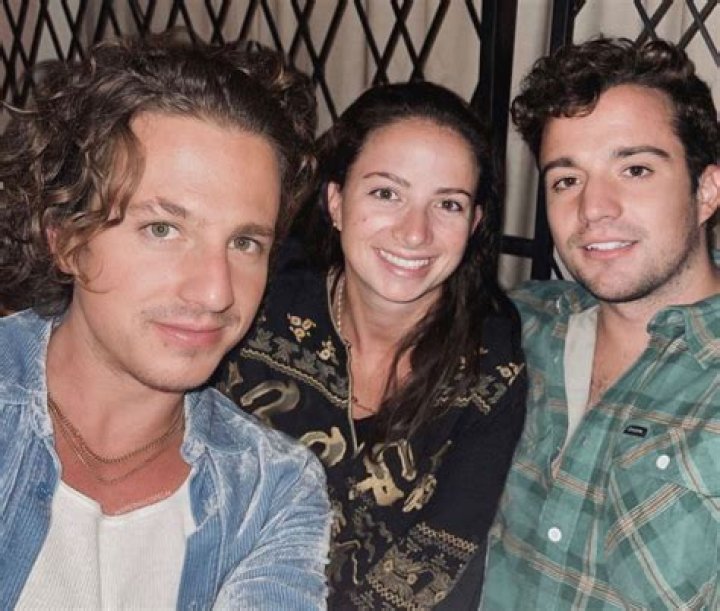 Charlie Puth Partner, Siblings, Mother, Father (Family Members) Afalona