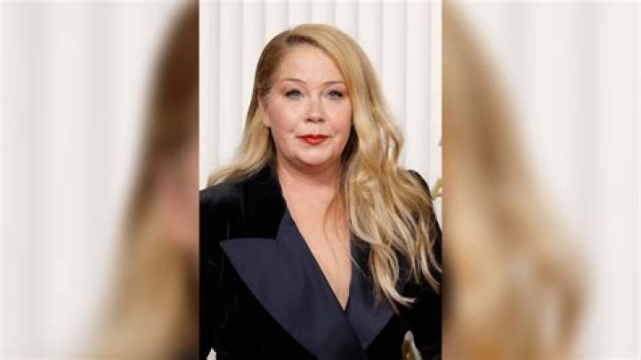 Charlotte Mills Info Christina Applegate Emmys Tonight
