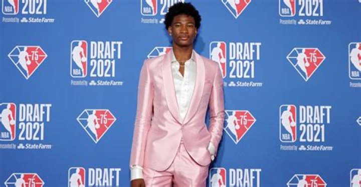 Charlotte selects Texas big Kai Jones 19th overall in 2021 NBA draft