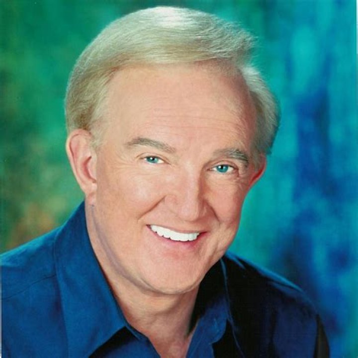 Check Out Ralph Emery's Incredible Net Worth
