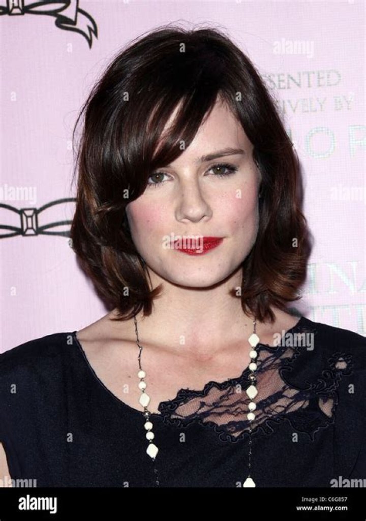 Chelsea Hobbs Beauty & The Bow Chelsea Hobbs Photo (16102352) Fanpop