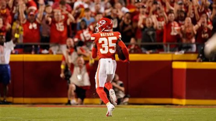 Chiefs rookie Jaylen Watson makes gamechanging play in first career