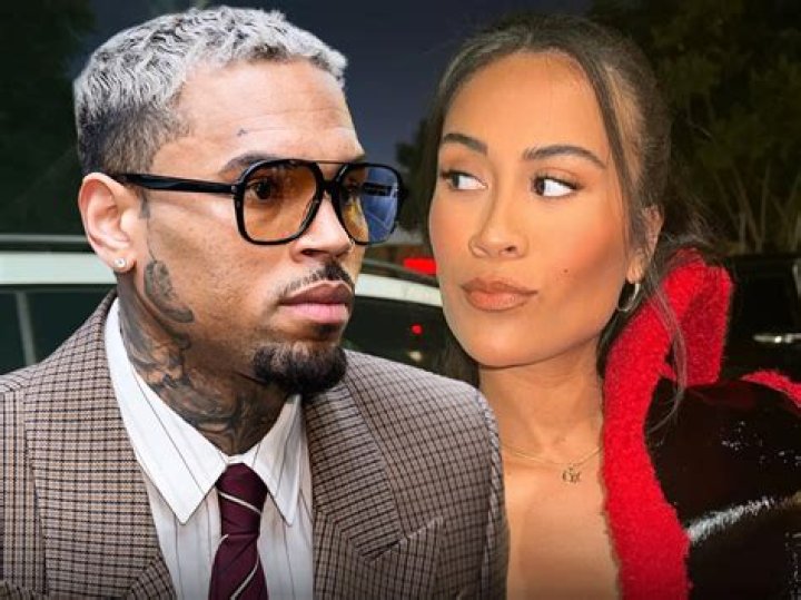 Chris Brown Calls LingerieClad ExGirlfriend Rihanna a &lsquo;Queen&rsquo;
