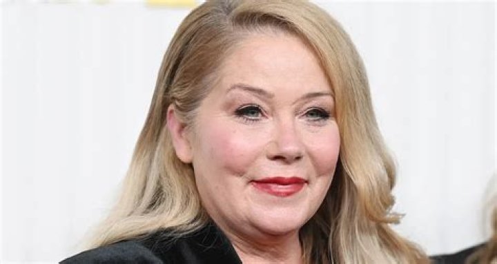 Christina Applegate Age, Net Worth, Husband, Family, Parents and