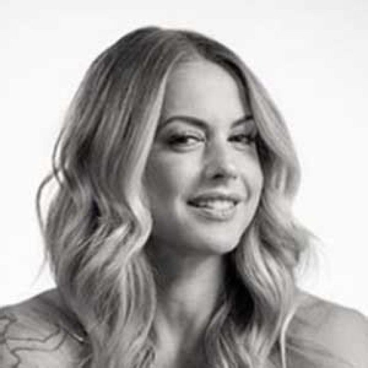 Christmas Abbott Bio, Facts, Family Life of Fitness Trainer & Life Coach