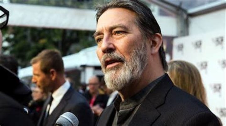 Ciar&aacute;n Hinds Age, Net Worth, Height, Affair, Career, and More