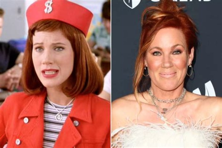 Clueless star Elisa Donovan says 'I do' in romantic wedding at