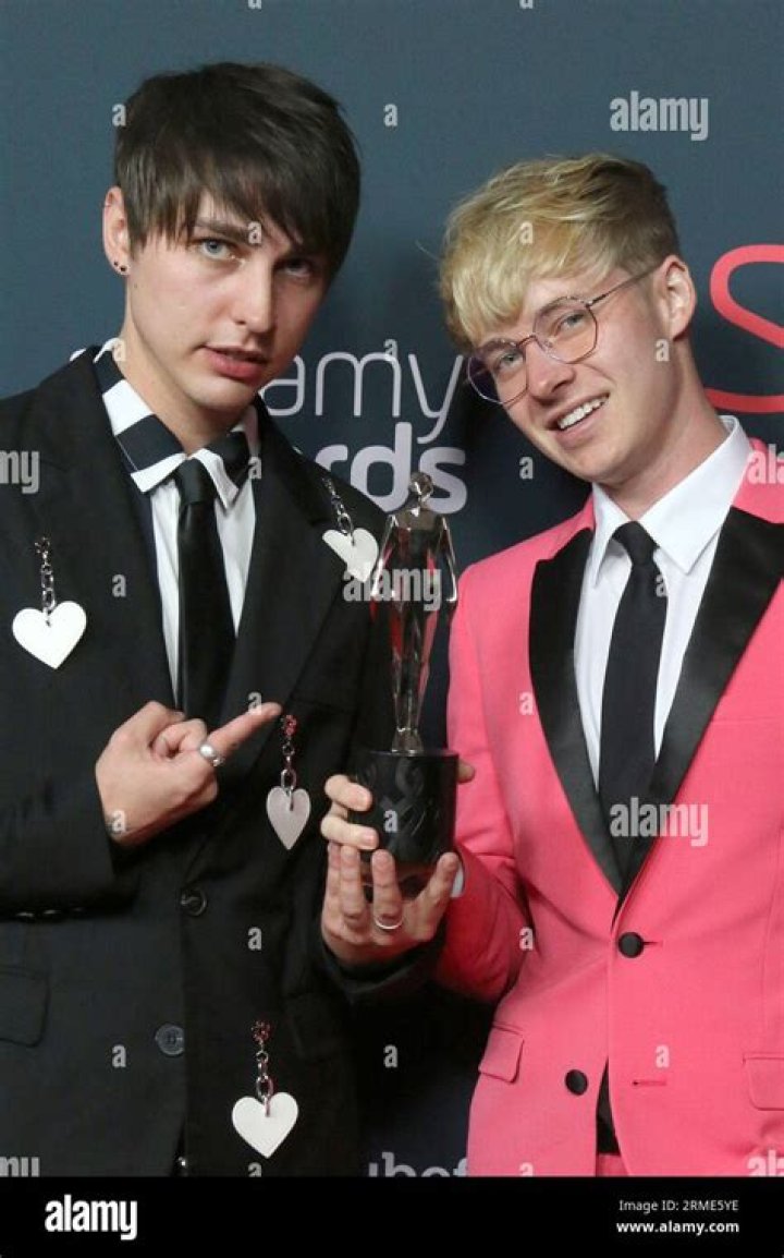 Colby Brock, Sam And Colby, Cute Anime Guys, Cute Guys, Black Hair