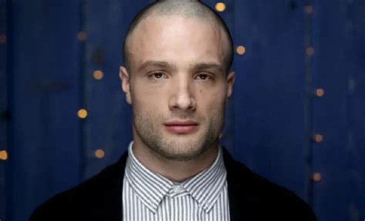 Cosmo Jarvis Height, Weight, Net Worth, Age, Wiki, Who, Instagram