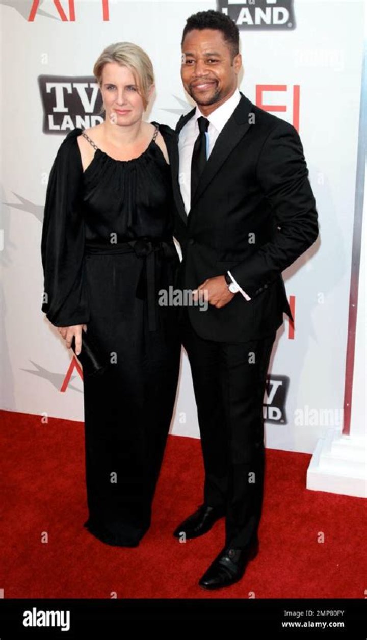 Cuba Gooding Jr. & Sara Kapfer from Les ruptures de c&eacute;l&eacute;brit&eacute;s de 2017