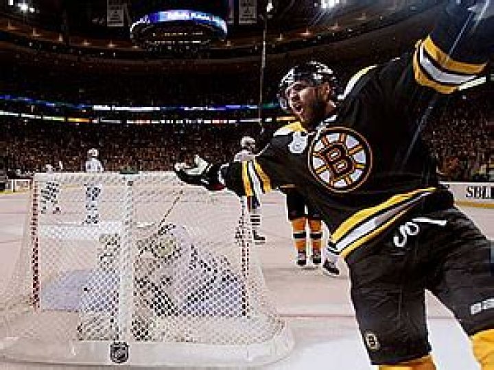 David Krejci officially stepping away from the NHL after 16 years