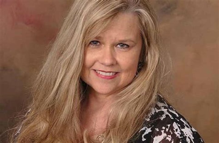 Debbie Higgins Biography 7 Facts about Dr. Phil&rsquo;s Exwife. Celebrity