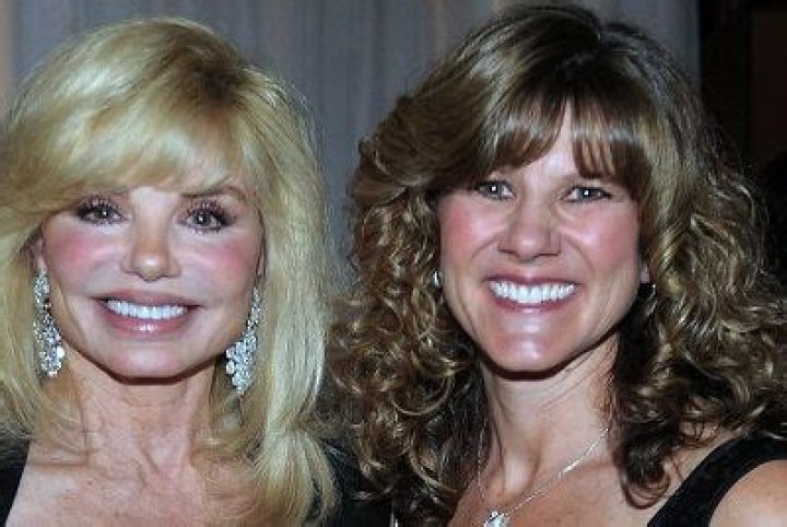 Deidra Hoffman Biography Facts, Family Life & Achievements