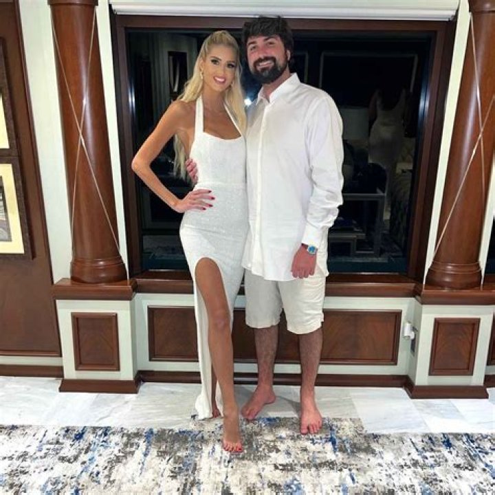 Discover Emma Hernan's Love Life: A Guide To Her Dating History