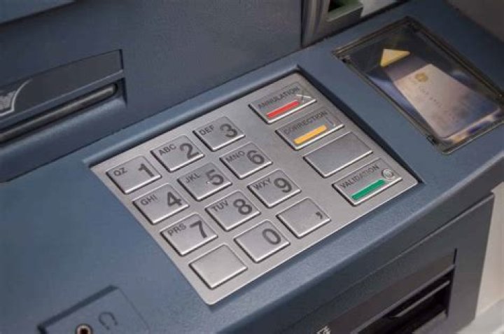 Distributeur de billet &agrave; proximit&eacute; autour de moi Plus proche de vous