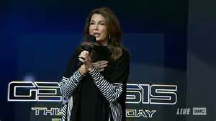 Dixie Carter Said "I feel sorry for the wrestling business if TNA's not